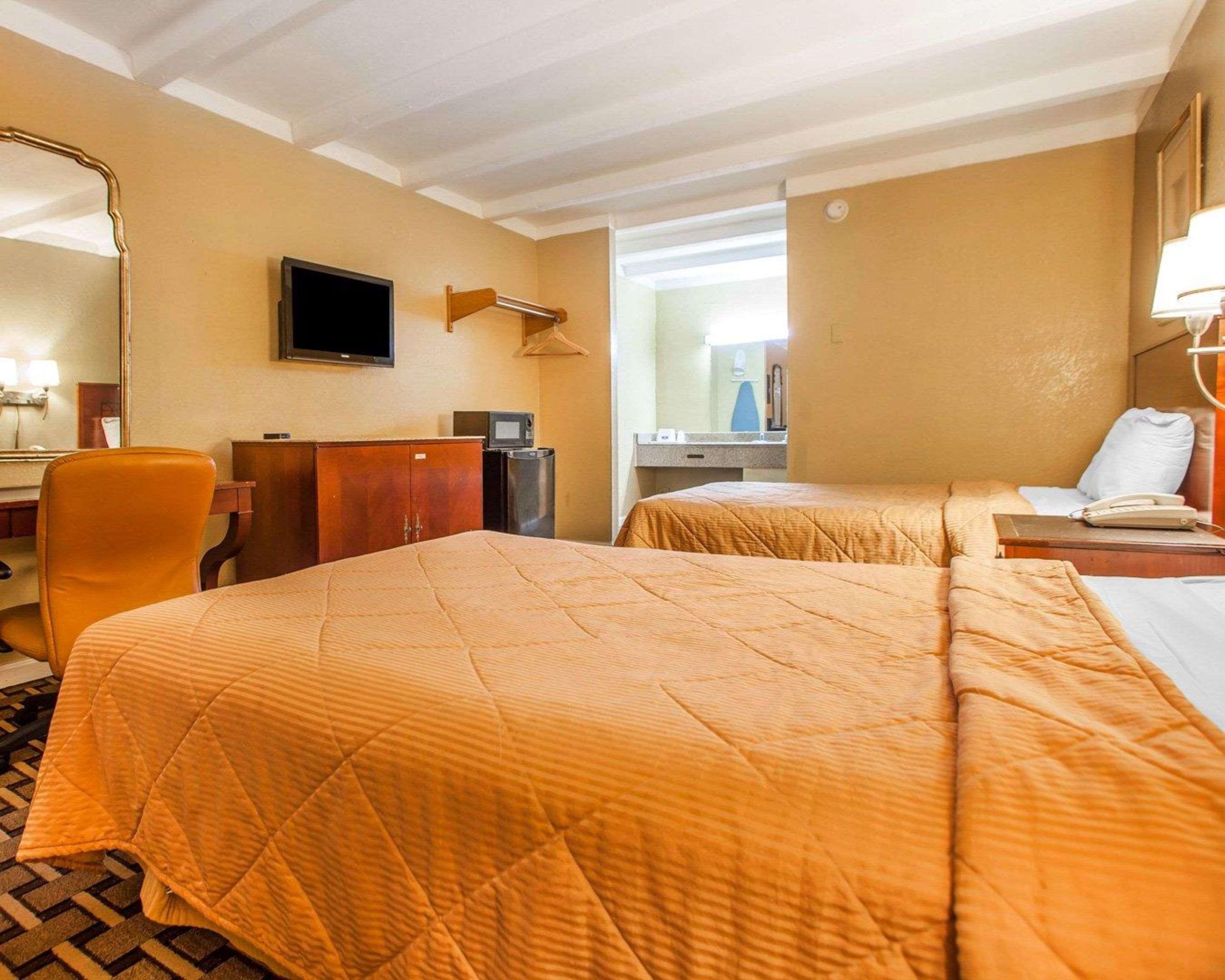 Rodeway Inn Nashville Airport Bagian luar foto
