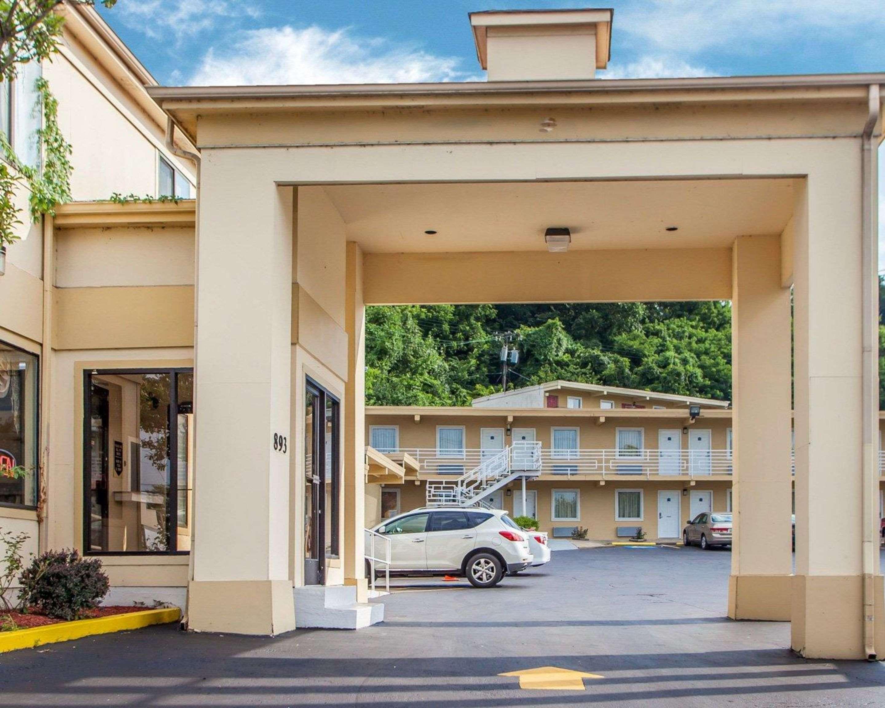 Rodeway Inn Nashville Airport Bagian luar foto