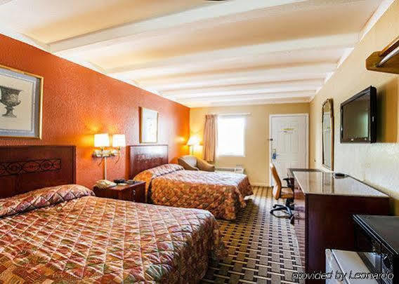 Rodeway Inn Nashville Airport Bagian luar foto